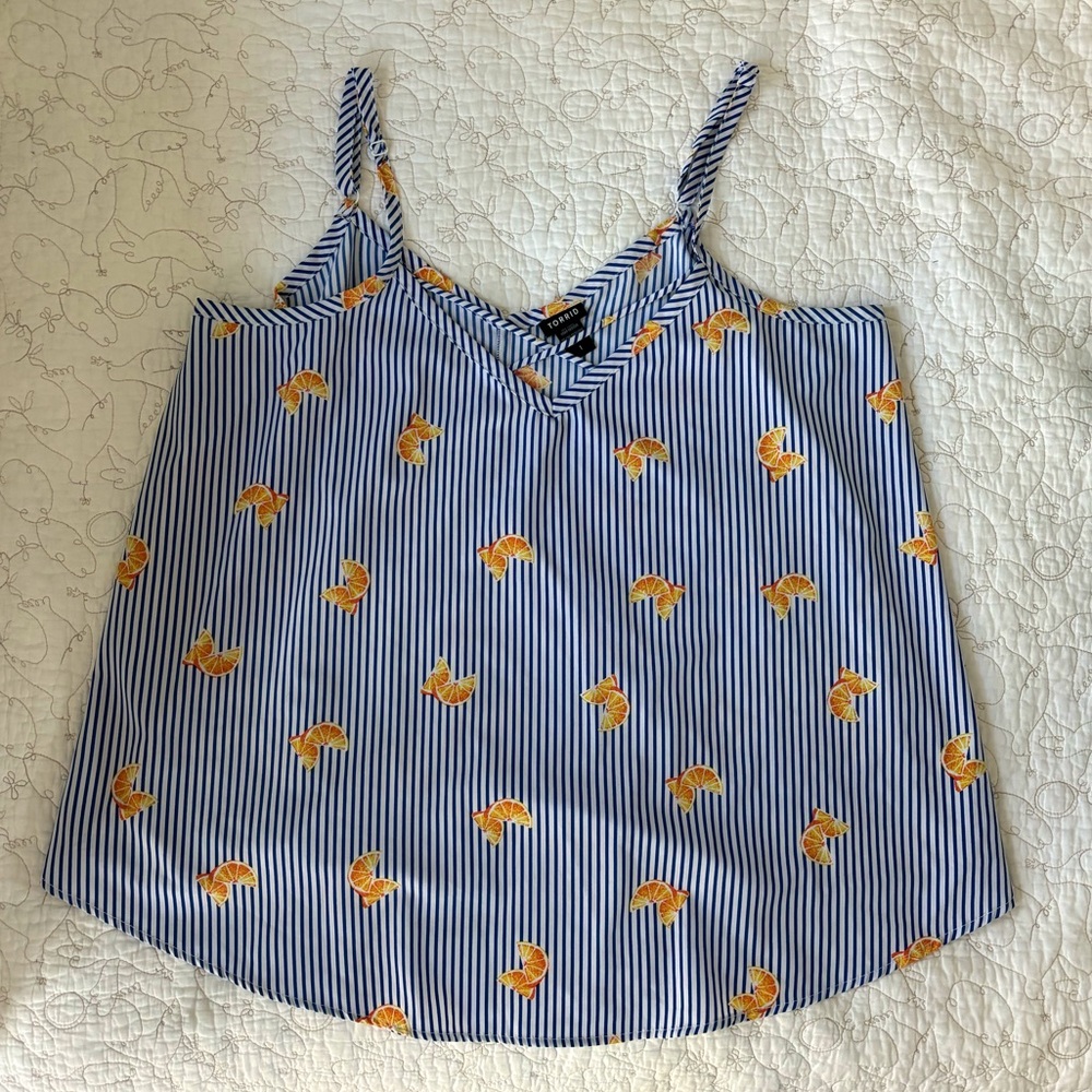 Torrid Size 1 Billowy Tanktop Blouse w/ Cross Strap Detail & Orange Slice Print